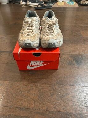 Nike Kids Beige and Gray Athletic Sneakers